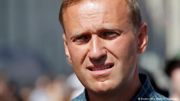 Российский оппозиционер Алексей Навальный приговорен к 30 суткам ареста