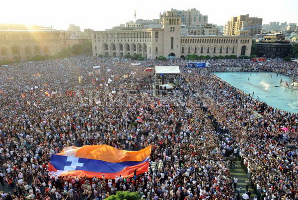 На митинге 17 августа в Ереване приняли участие до 150 тысяч человек: Полиция