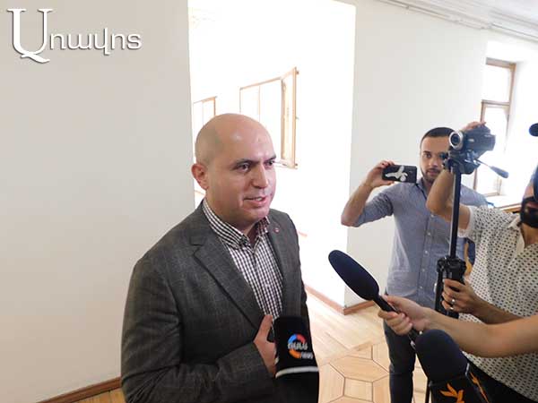 Армен Ашотян: заявление Марукяна, по сути, было «выражением недоверия действующему правительству»