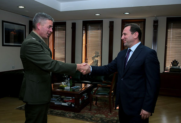В МО Армении обсуждены вопросы армяно-американского сотрудничества в сфере обороны