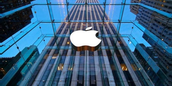 Компания Apple подорожала до $1 триллиона: это 2/3 ВВП России