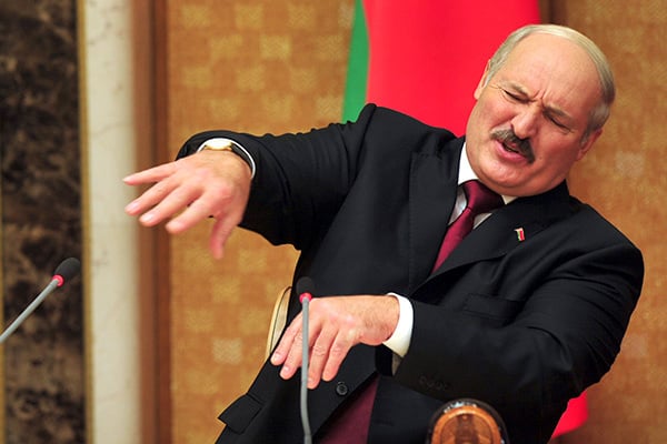 «Россияне ведут себя варварски… как будто мы вассалы у них»: Александр Лукашенко