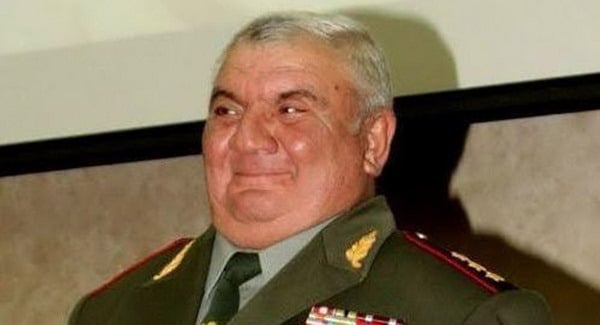 Пока не обсуждалось — кто заменит Хачатурова, он продолжает работать: глава МО Армении