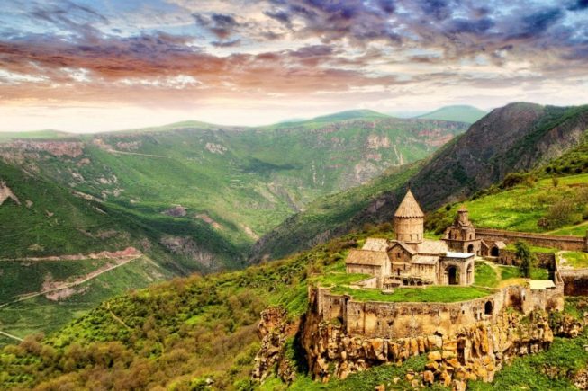 За первое полугодие 2018г в Армению прибыл 685 971 турист, что больше на 10.2% в сравнении с 2017г