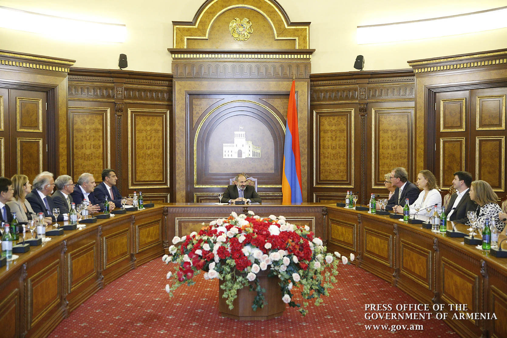 Никол Пашинян принял руководителей аккредитованных в Грузии дипломатических ведомств ряда стран