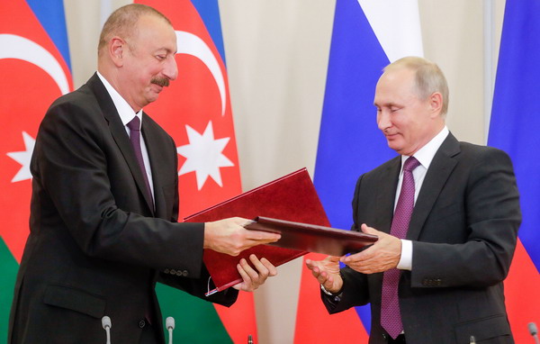Алиев в Москве: Азербайджан закупил у России вооружения на $5 млрд, «и это имеет тенденцию к росту»