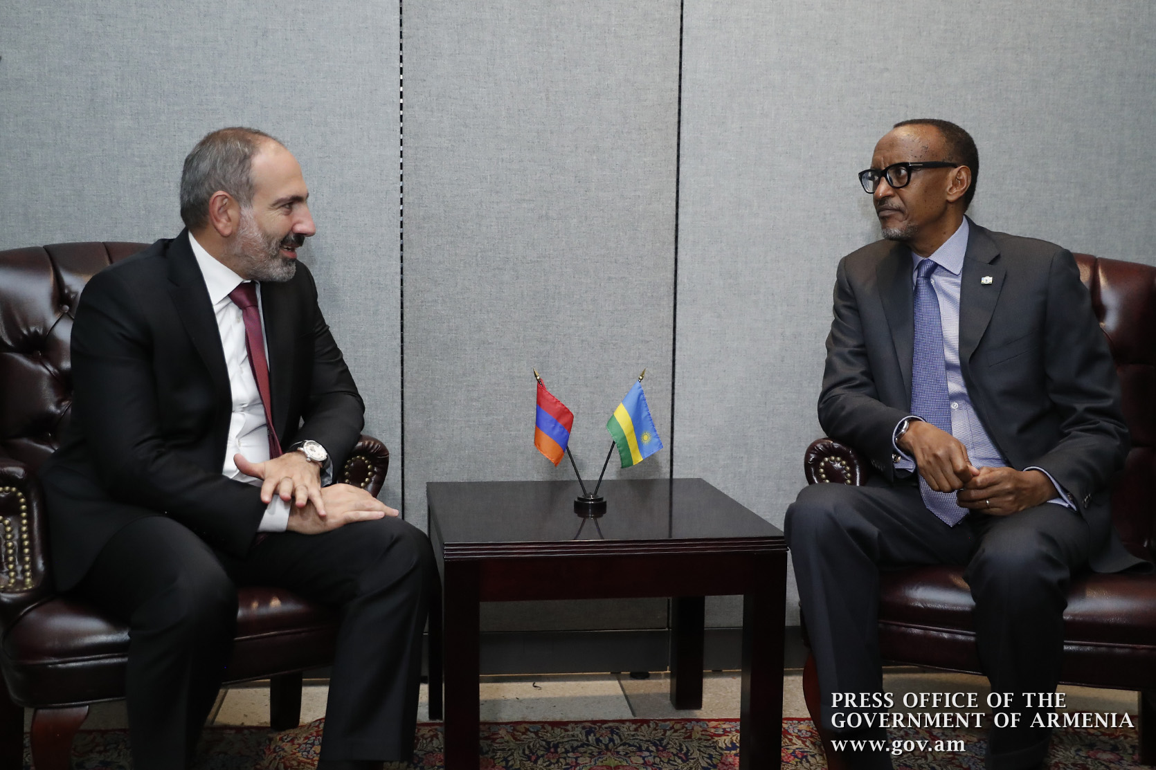 Никол Пашинян встретился с президентом Руанды Полем Кагаме