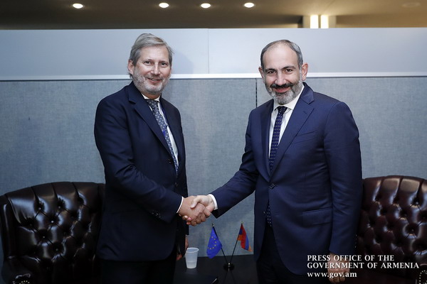 Никол Пашинян и Йоханнес Хан обсудили вопросы расширения сотрудничества Армения-ЕС