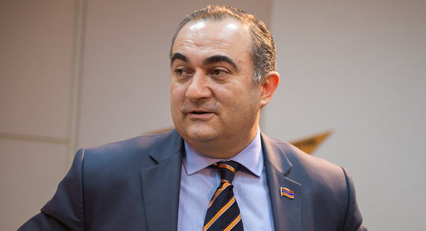 Армения будет развивать отношения с Украиной: советник президента Армении