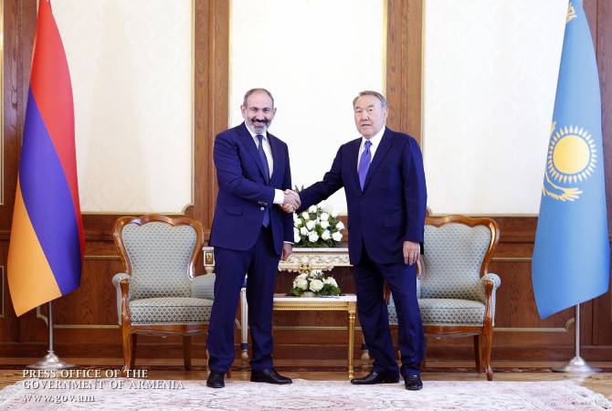 Казахстан открыт для армянских товаров и бизнеса: Назарбаев — Пашиняну