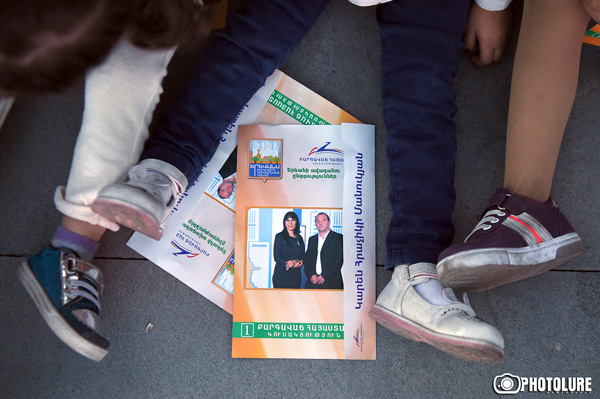 Партия «Процветающая Армения» принимает результаты выборов и поздравляет блок «Мой шаг»