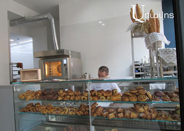 Кафе в центре Гюмри – стоимостью 300 тысяч евро и не имеющее аналогов в регионе: видео, фоторяд