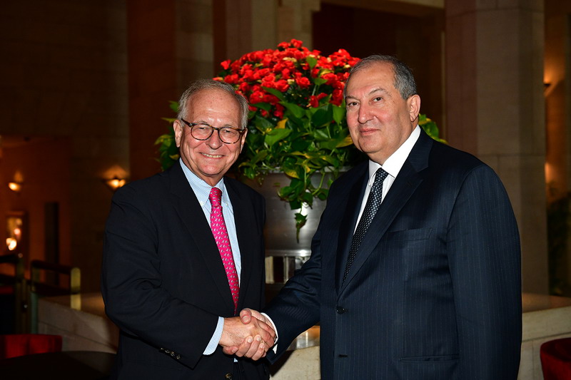 Президент Армен Саргсян встретился с председателем Мюнхенской конференции Вольфгангом Ишингером