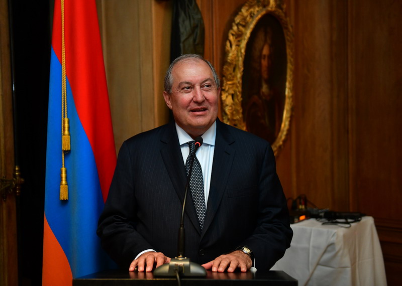 Сегодняшняя Армения движется и будет продолжать двигаться в правильном направлении: президент Саргсян в Женеве