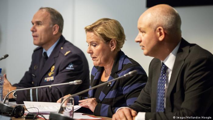 Мы находимся в состоянии кибервойны с Россией: министр обороны Нидерландов