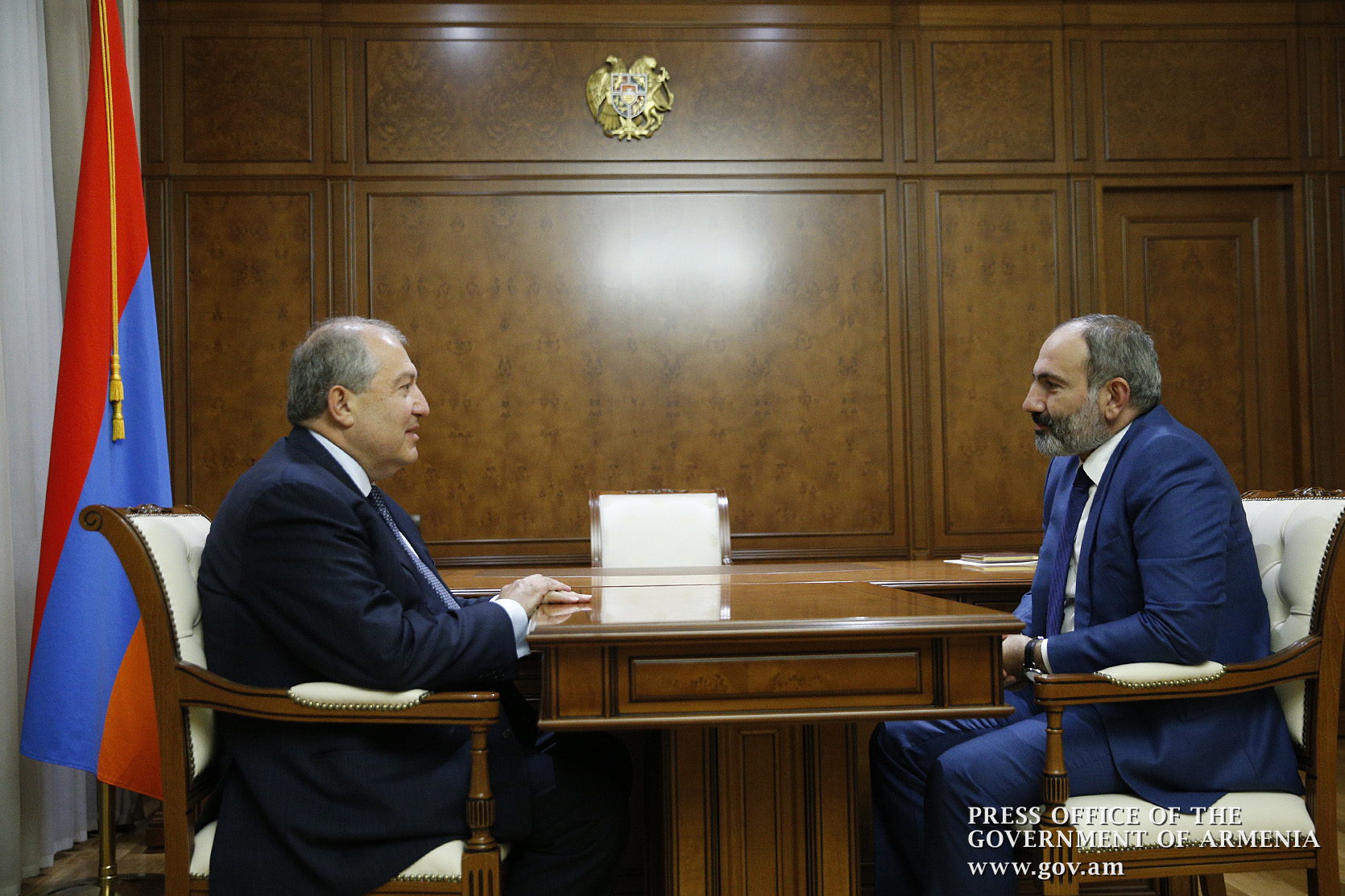 Премьер-министр Никол Пашинян и президент Армен Саркисян обсудили касающиеся внутриполитической ситуации вопросы