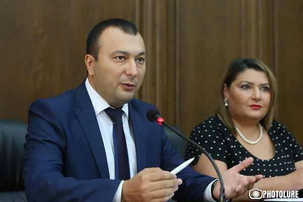 Блок «Царукян» пошел на компромисс: Арарат Мирзоян