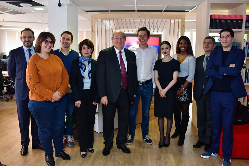 Президент Армен Саргсян в Париже встретился с руководством компаний «THALES» и «OpenClassrooms»