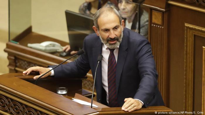 Пашинян объявил о возможном сокращении 5 министерств из 17
