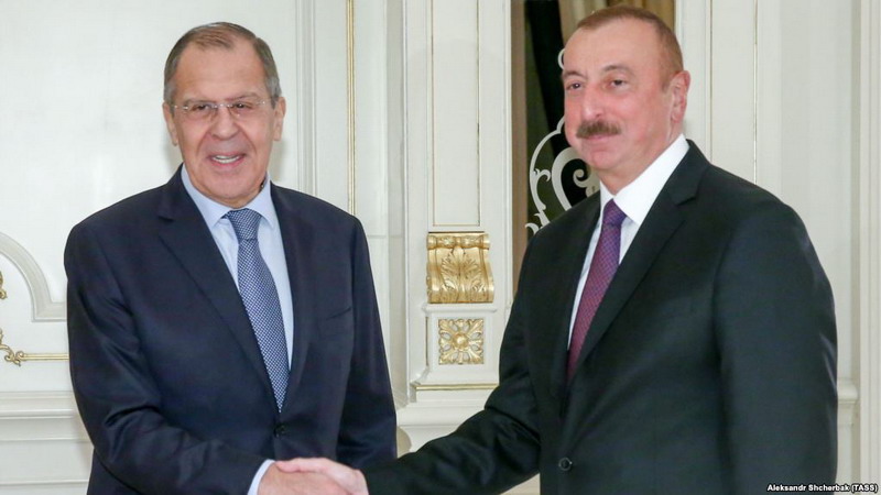 Лавров в Баку: Россия «хочет продолжать содействовать прямому диалогу» между Баку и Ереваном