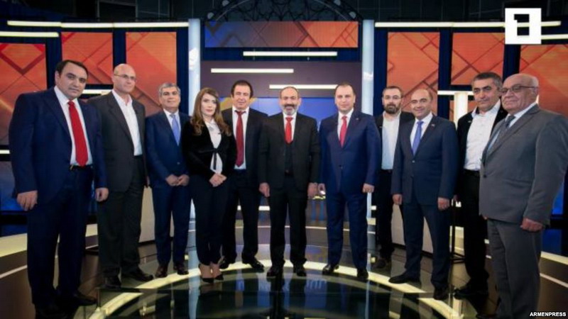 Впервые в Армении: первые номера всех 11 политических сил провели дебаты на Общественном ТВ