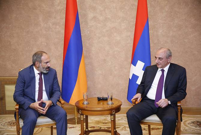 Никол Пашинян и Бако Саакян в Ереване обсудили вопросы взаимодействия между Арменией и Арцахом