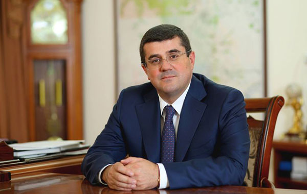 Без согласия армянского народа окончательное урегулирование Арцахской проблемы невозможно: Араик Арутюнян