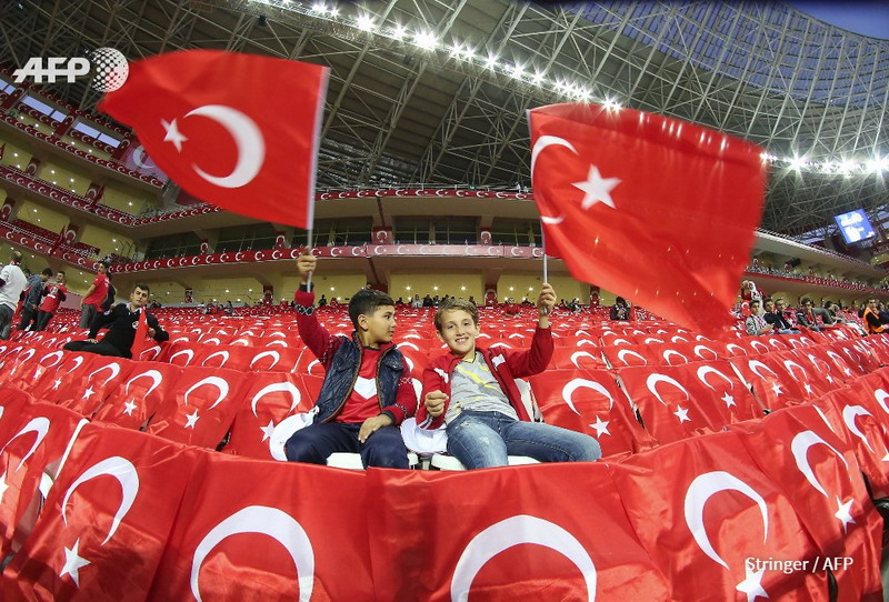 Турция вопреки позиции НАТО поддержала создание армии Косова