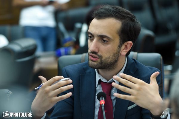 Даниел Иоаннисян: «В некоторых местах у председателей комиссий довольно низкая компетентность»
