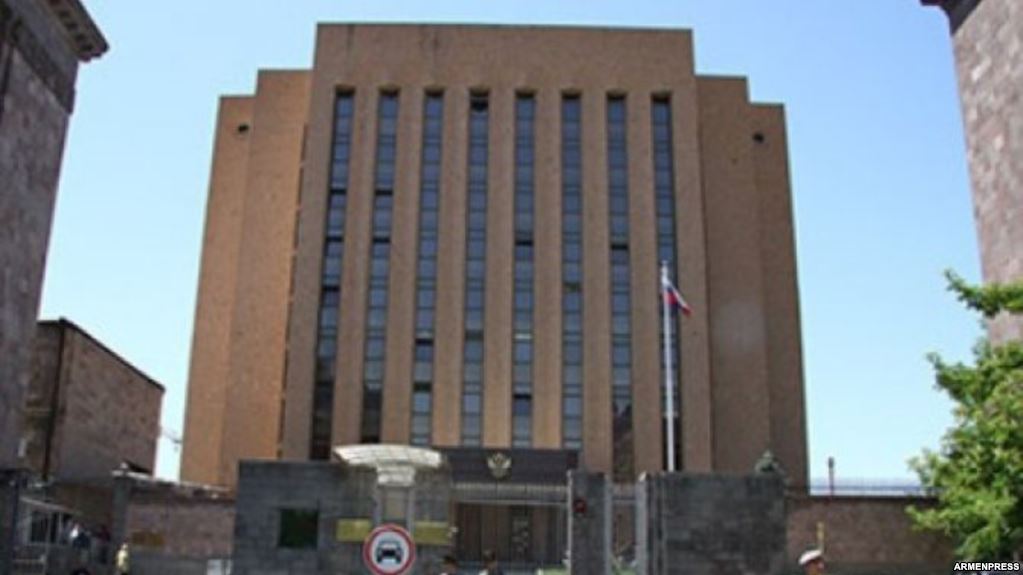 Посольство России в Армении выступило с комментарием по публикациям в СМИ