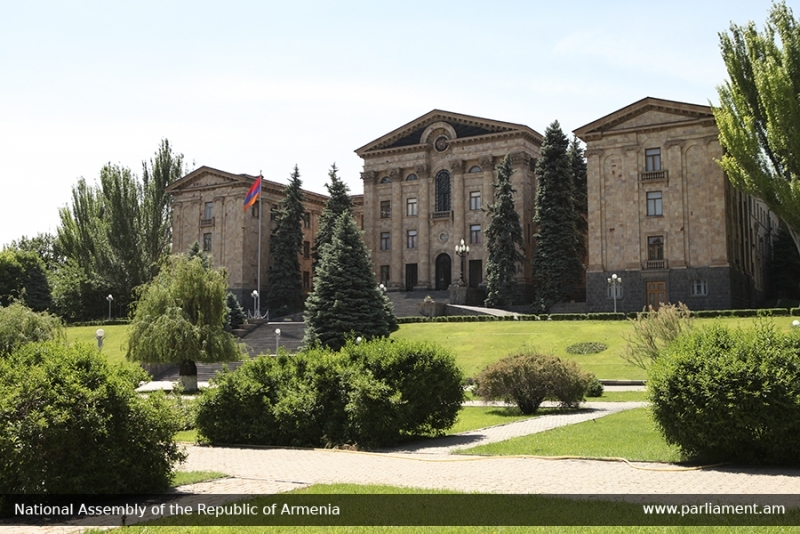 Внеочередные парламентские выборы в Армении – в турецких СМИ
