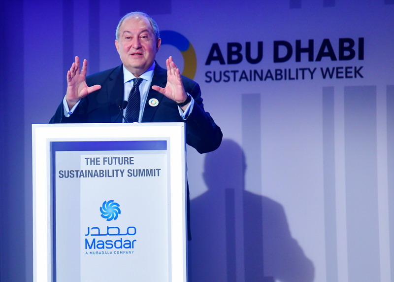 Мы живeм в таком веке, в котором инновации и стартапы управляют миром: президент Саргсян выступил на форуме в Абу-Даби в качестве главного спикера