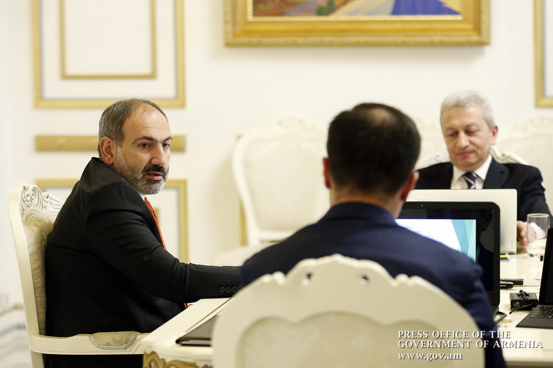 Стандарты здравоохранения в Армении должны быть высокими: премьер-министр провел совещание по вопросу комплексного медстрахования