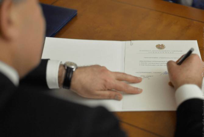 Президент Армен Саргсян подписал указы о назначении министров