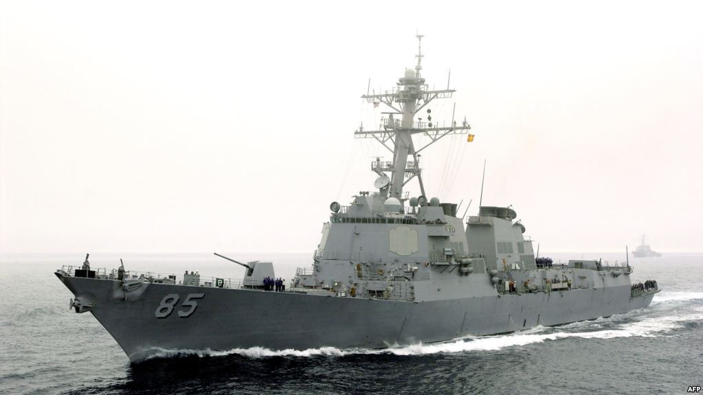 Эсминец американских ВМС USS Donald Cook вошел в грузинский порт Батуми