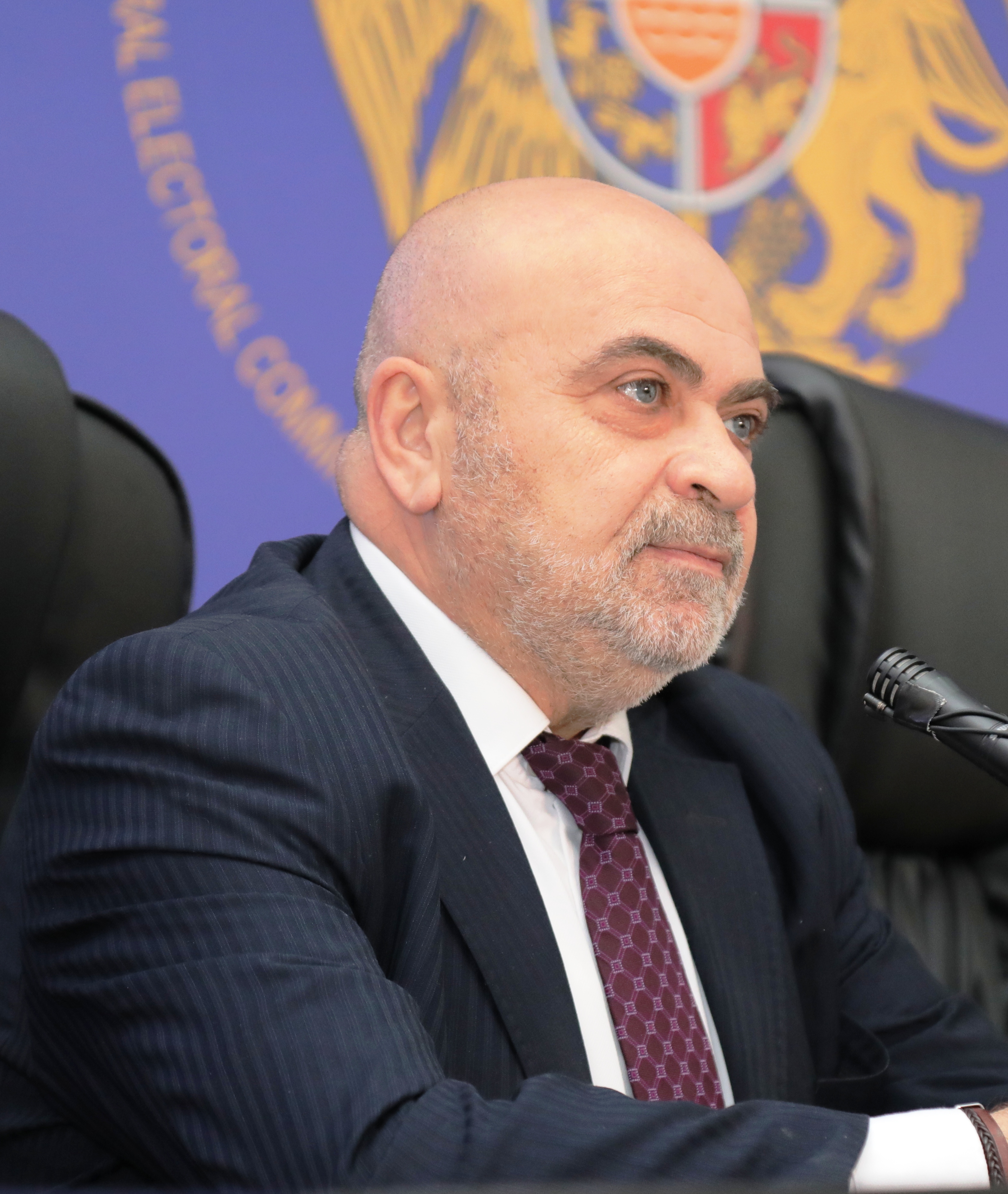 Тигран Акобян избран председателем Комиссии радио и телевидения Армении