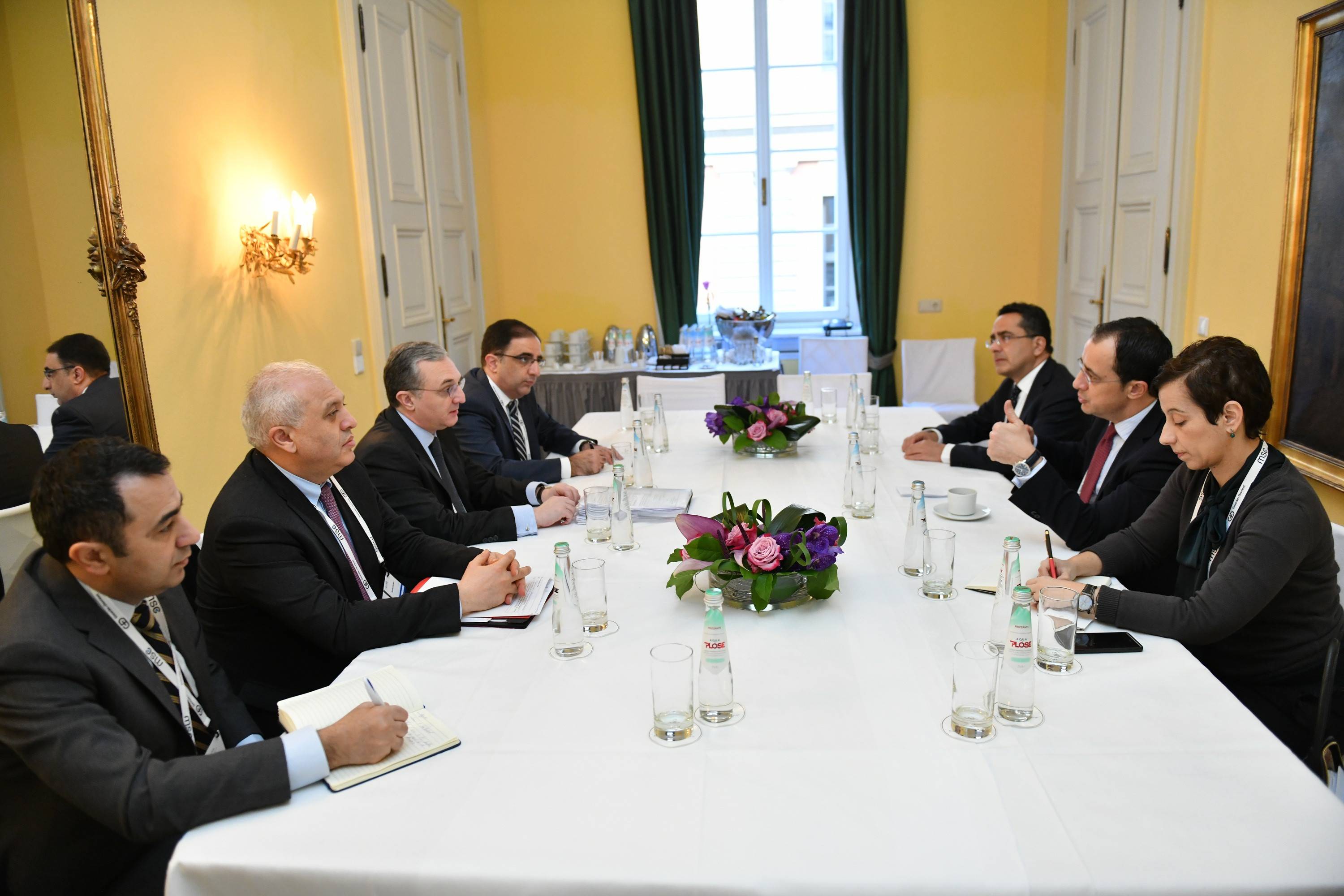 Главы МИД Армении и Кипра встретились в Мюнхене
