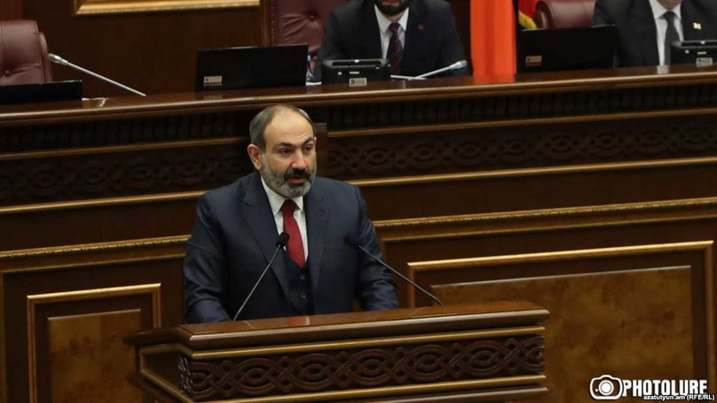 «Я провозглашаю начало общенародной экономической революции»: Никол Пашинян в парламенте