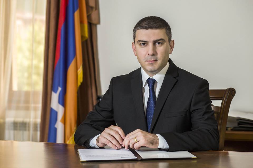 В Арцахе объявлено об «амнистии» по кредитам: заявление госминистра Григория Мартиросяна