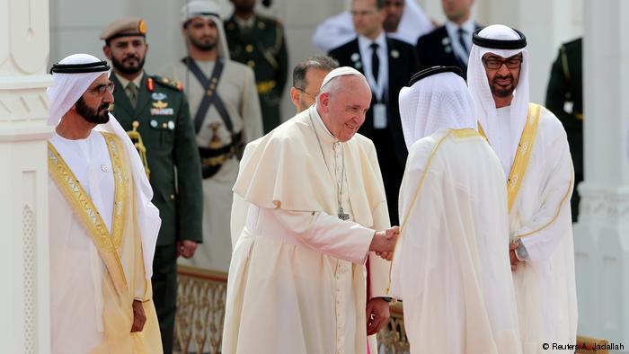«Разоружить сердца»: папа Франциск и верховный имам Ахмад Аль-Тайиб в ОАЭ приняли совместное заявление