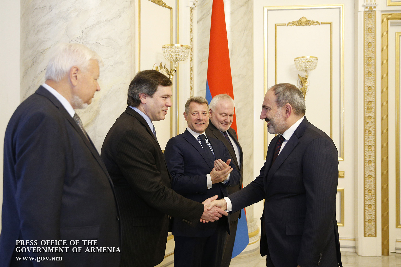 Никол Пашинян сопредседателям МГ ОБСЕ представил подробности встречи с Алиевым в Давосе