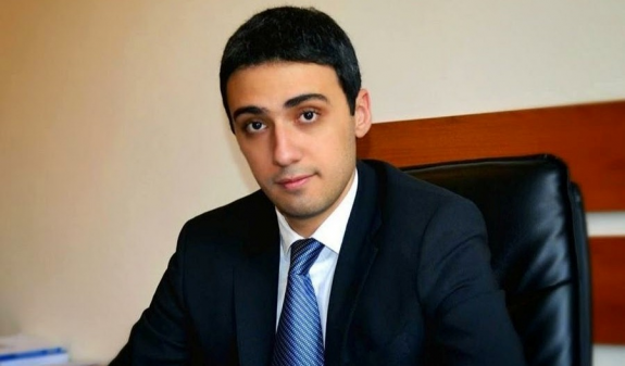 Конституционный суд Армении принял к производству заявление Роберта Кочаряна