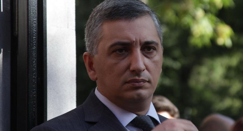 Полиция начала расследование, полномочия полицейского приостановлены: Ашот Агаронян