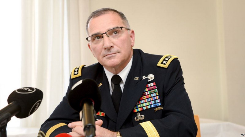 США изучают возможность новых поставок оружия Украине: генерал Кертис Скапаротти