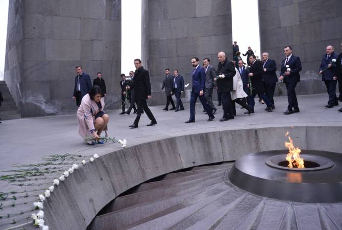 Президент Грузии почтилa память жертв Геноцида армян: видео