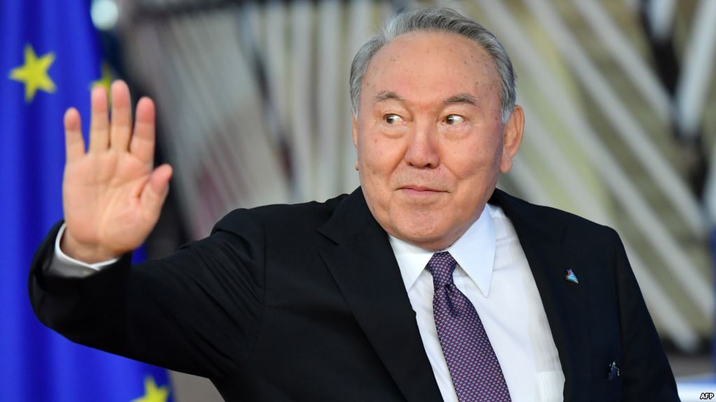 Нурсултан Назарбаев подал в отставку с поста президента Казахстана