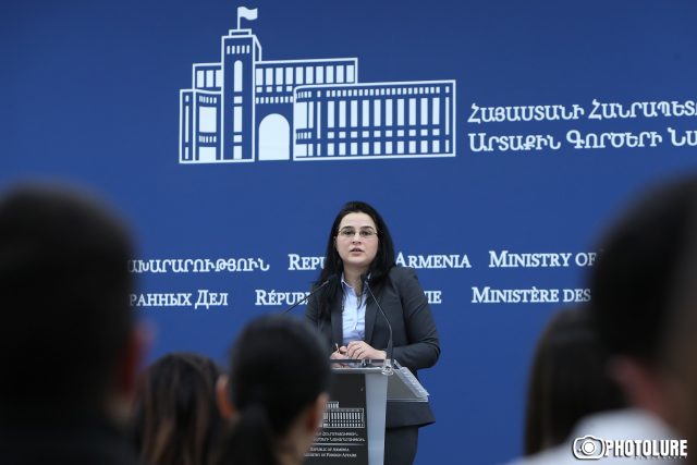 МИД Армении опровергает: телефонного разговора Лавров-Мнацаканян «об уступках» не было