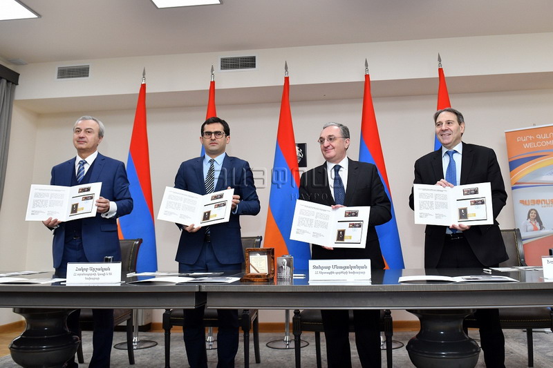 Выпущены две совместные армяно-португальские почтовые марки в честь 150-летия Галуста Гюльбенкяна