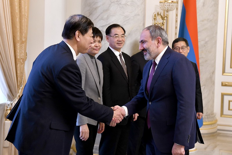 Никол Пашинян: Армения готова участвовать в проектах “Великий шелковый путь” и “Один пояс и один путь”