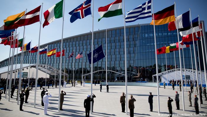 НАТО опровергает заявление Москвы о полном прекращении сотрудничества
